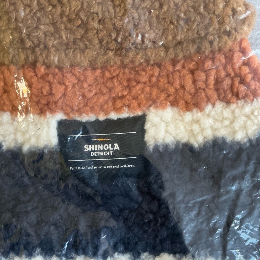 Shinola Pet Oatmeal Adjustable Barn Style Dog Coat - Picture 2 of 5
